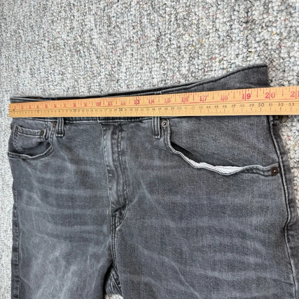 Levi's 405 Shorts Mens Size 40 Stretch Casual Denim Cut Off Jorts Black